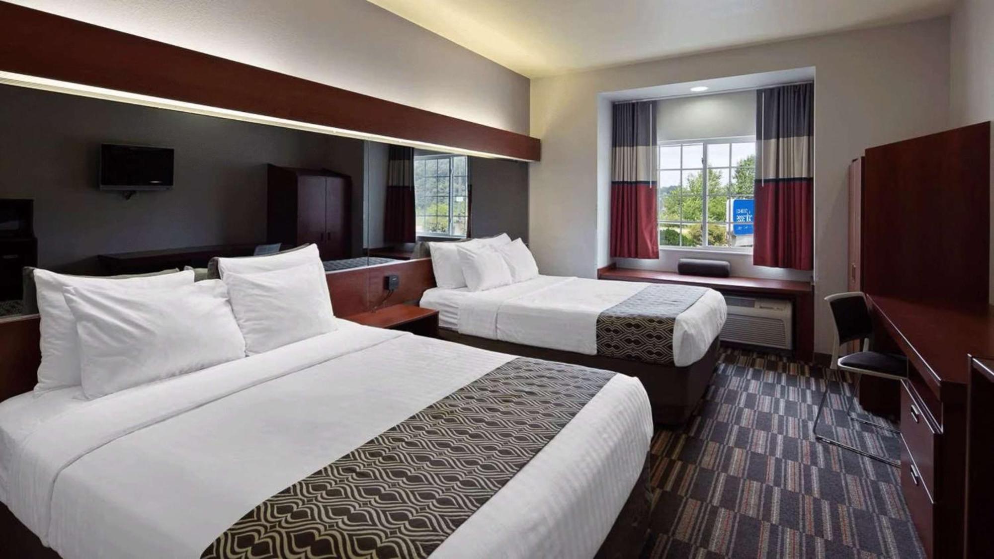 Sonesta Essential Morgantown Otel Dış mekan fotoğraf